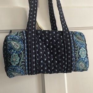 NWT Vera Bradley Seaport Navy Small Duffle Purse